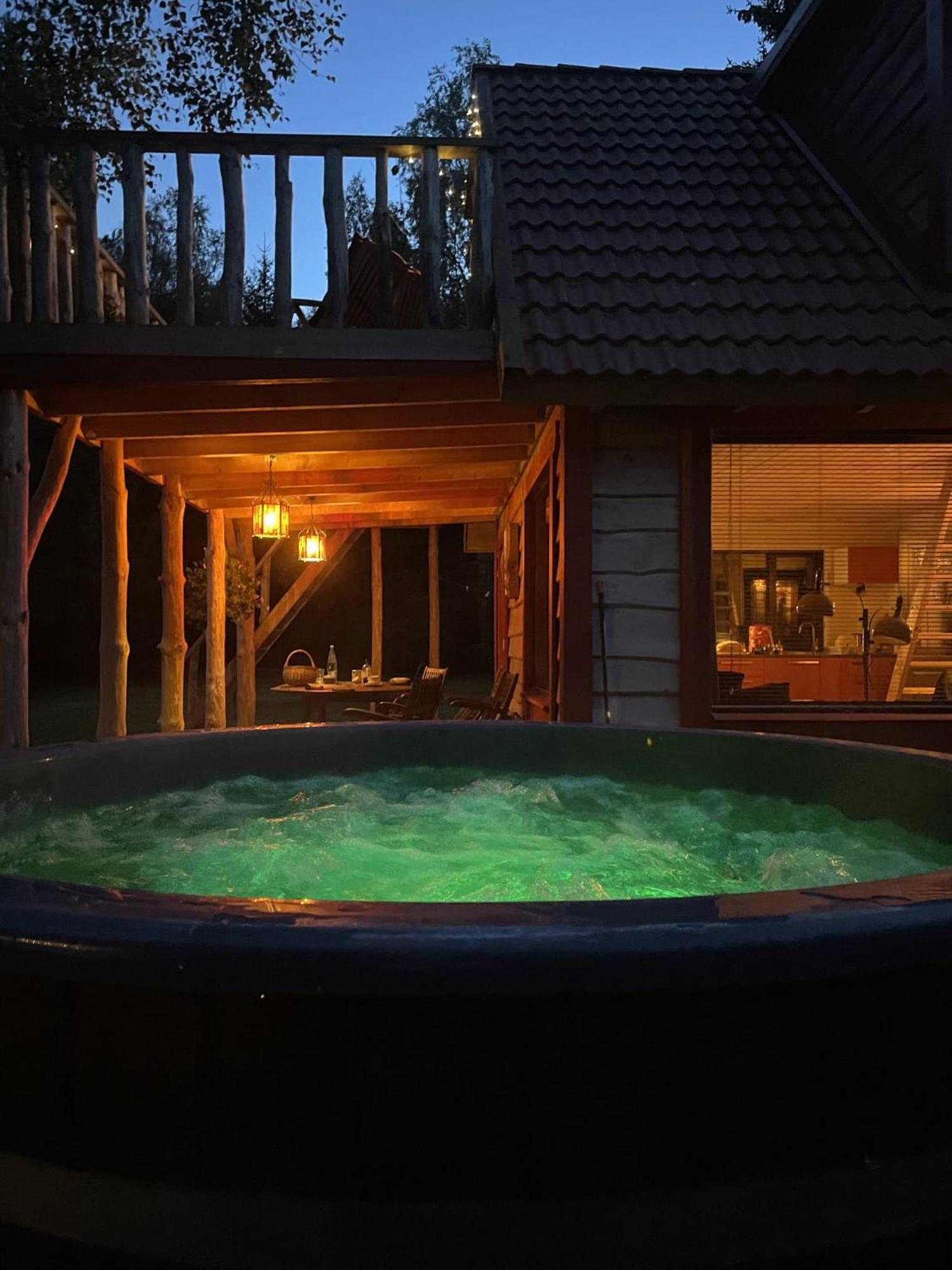 Metsaraeaegu Wellness Villa Ulendi Luaran gambar